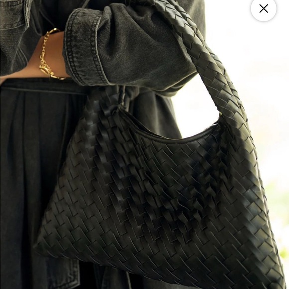 NWT WALTER BAKER Anthropologie Haven Shoulder Bag Woven Black Vegan Leather - Picture 2 of 9